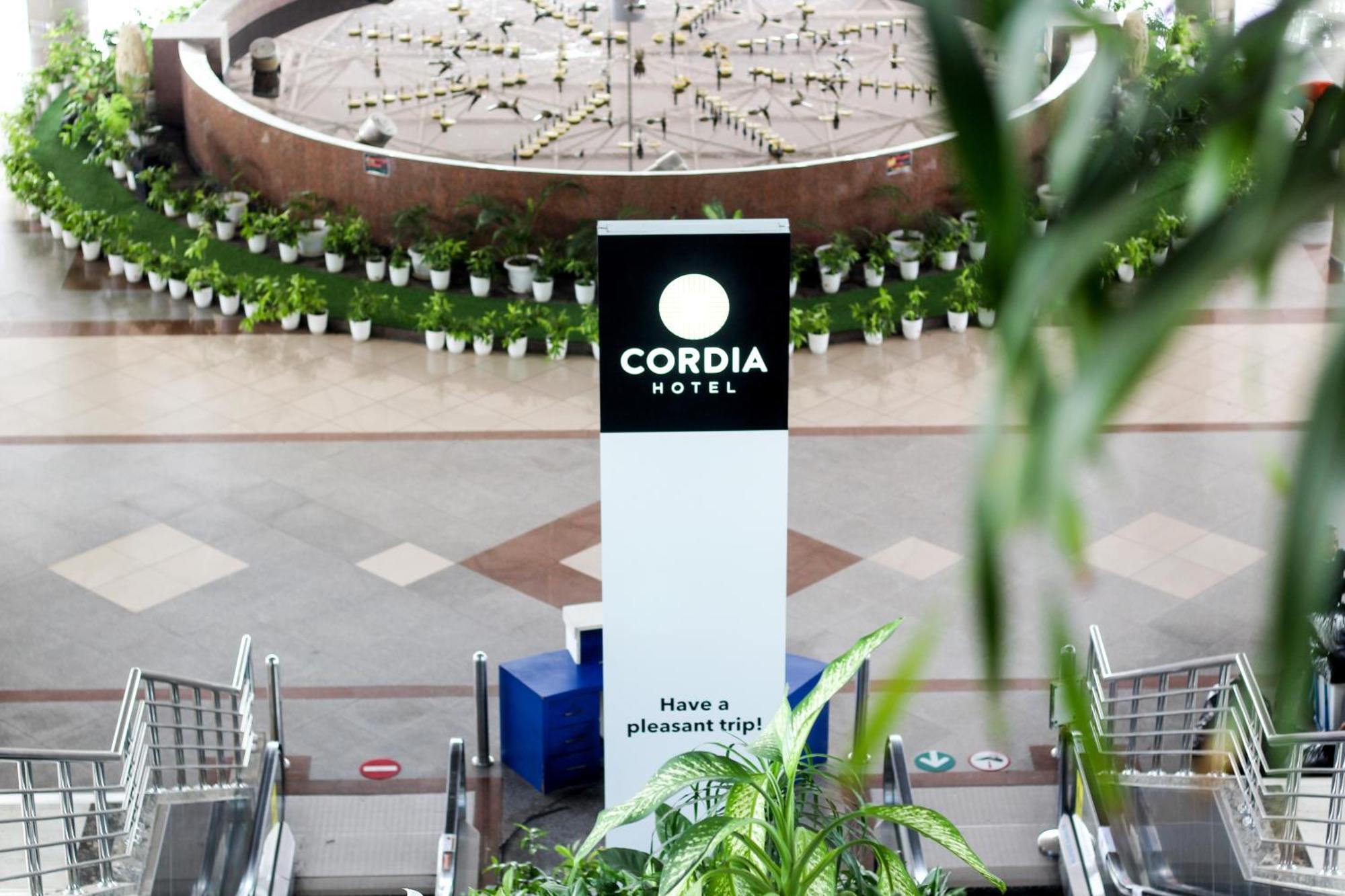 Cordia Hotel Surabaya Airport - Hotel Dalam Bandara - Formerly Ibis Budget Surabaya Airport Сидоарджо Экстерьер фото