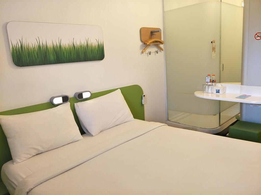 Cordia Hotel Surabaya Airport - Hotel Dalam Bandara - Formerly Ibis Budget Surabaya Airport Сидоарджо Экстерьер фото